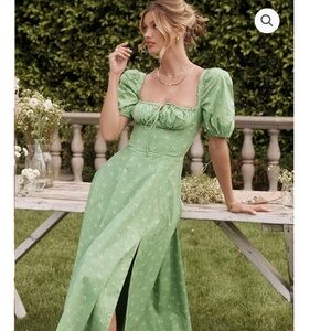 HouseofCB Tallulah OLIVE FLORAL PUFF SLEEVE MIDI DRESS - XS